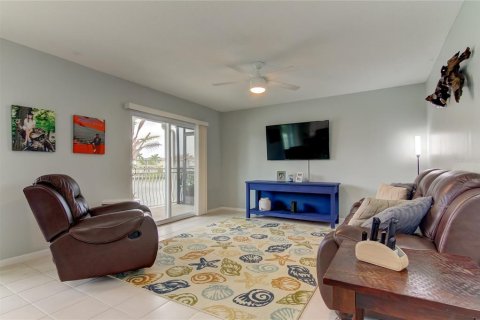 Condominio en venta en Tampa, Florida, 2 dormitorios, 102.19 m2 № 1087910 - foto 6
