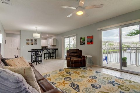 Condominio en venta en Tampa, Florida, 2 dormitorios, 102.19 m2 № 1087910 - foto 8