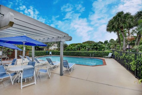 Copropriété à vendre à Boca Raton, Floride: 2 chambres, 102.94 m2 № 1182397 - photo 12