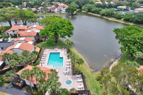 Copropriété à vendre à Boca Raton, Floride: 2 chambres, 102.94 m2 № 1182397 - photo 9