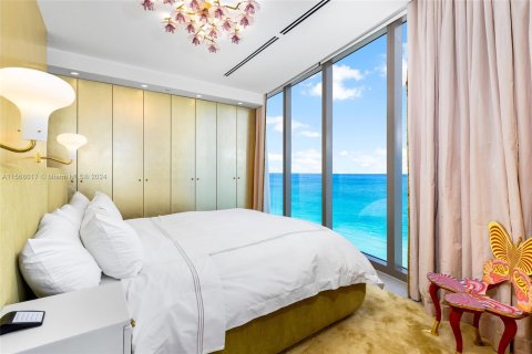 Condo in Sunny Isles Beach, Florida, 5 bedrooms  № 1119366 - photo 11