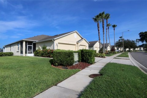 Adosado en venta en Kissimmee, Florida, 2 dormitorios, 141.68 m2 № 1299942 - foto 5