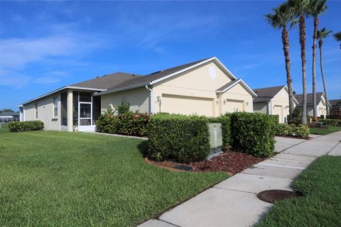 Touwnhouse à vendre à Kissimmee, Floride: 2 chambres, 141.68 m2 № 1299942 - photo 6