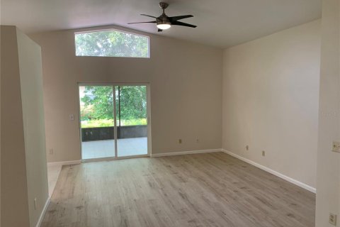 House in Orlando, Florida 3 bedrooms, 153.94 sq.m. № 1388879 - photo 16