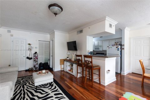 Condo in Pembroke Pines, Florida, 1 bedroom  № 1396187 - photo 5