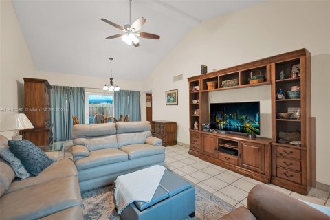 Copropriété à vendre à Plantation, Floride: 3 chambres, 150.87 m2 № 958733 - photo 13