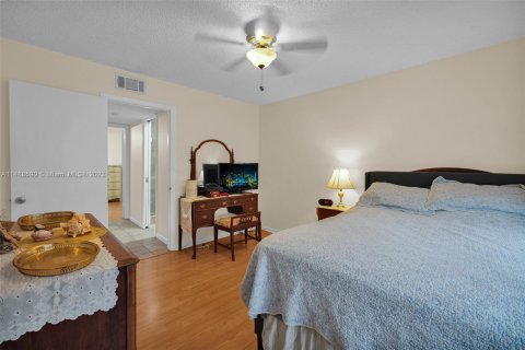 Copropriété à vendre à Plantation, Floride: 3 chambres, 150.87 m2 № 958733 - photo 11