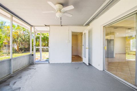 Villa ou maison à vendre à Pompano Beach, Floride: 2 chambres, 98.94 m2 № 1332139 - photo 23