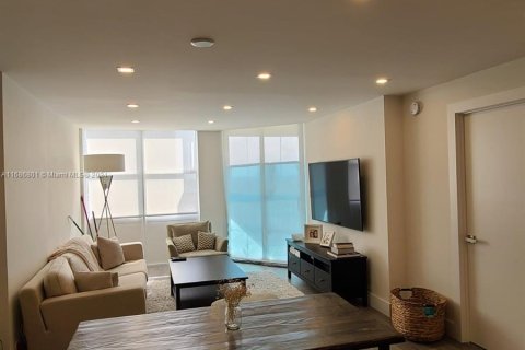 Condominio en venta en Miami, Florida, 1 dormitorio, 80.64 m2 № 1427280 - foto 5