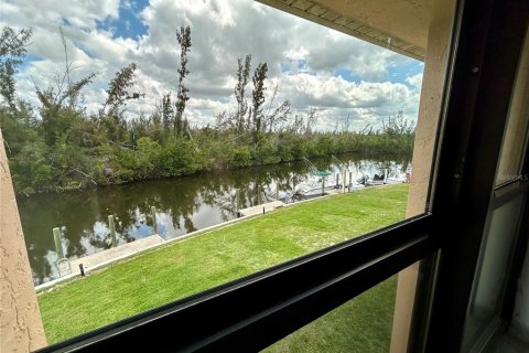 Copropriété à vendre à Punta Gorda, Floride: 2 chambres, 119.1 m2 № 1086182 - photo 21