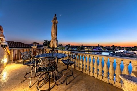 Villa ou maison à vendre à Lighthouse Point, Floride: 5 chambres, 674.28 m2 № 40388 - photo 17