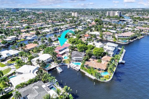 Casa en venta en Pompano Beach, Florida, 5 dormitorios, 467.67 m2 № 1207471 - foto 3