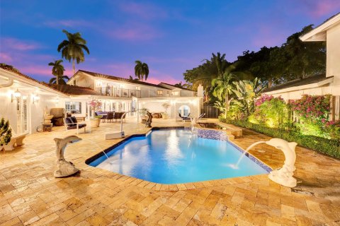Casa en venta en Pompano Beach, Florida, 5 dormitorios, 467.67 m2 № 1207471 - foto 1