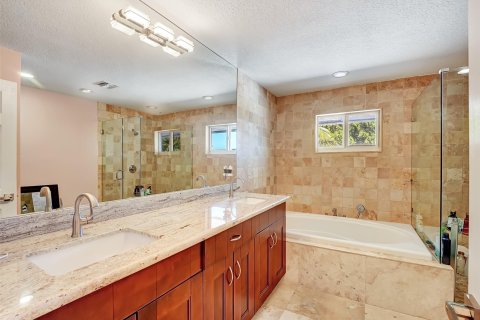 Villa ou maison à vendre à Pompano Beach, Floride: 5 chambres, 467.67 m2 № 1207471 - photo 13