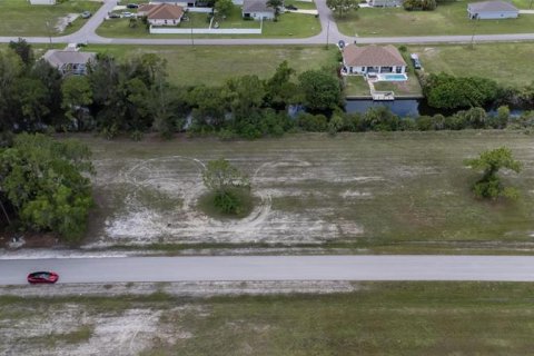 Terrain à vendre à Cape Coral, Floride № 219513 - photo 19