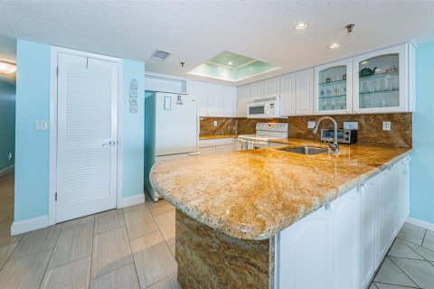 Condominio en venta en Indian Shores, Florida, 1 dormitorio, 83.15 m2 № 1359372 - foto 26