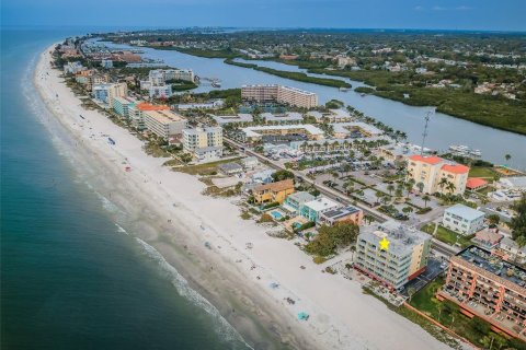 Copropriété à vendre à Indian Shores, Floride: 1 chambre, 83.15 m2 № 1359372 - photo 17