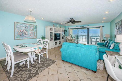 Condominio en venta en Indian Shores, Florida, 1 dormitorio, 83.15 m2 № 1359372 - foto 8