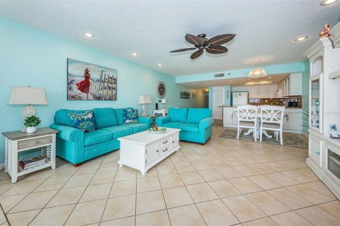 Copropriété à vendre à Indian Shores, Floride: 1 chambre, 83.15 m2 № 1359372 - photo 4