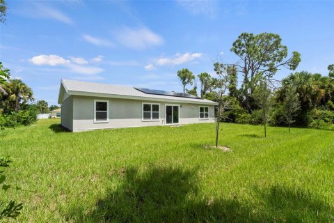 House in North Port, Florida 3 bedrooms, 150.5 sq.m. № 1339232 - photo 26