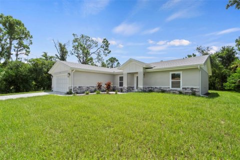 House in North Port, Florida 3 bedrooms, 150.5 sq.m. № 1339232 - photo 3