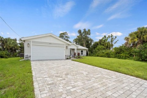 Villa ou maison à vendre à North Port, Floride: 3 chambres, 150.5 m2 № 1339232 - photo 1