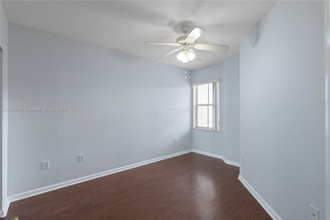 Adosado en venta en Miramar, Florida, 3 dormitorios, 121.33 m2 № 1380557 - foto 25