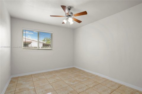 House in West Palm Beach, Florida 3 bedrooms, 136.01 sq.m. № 1380554 - photo 4