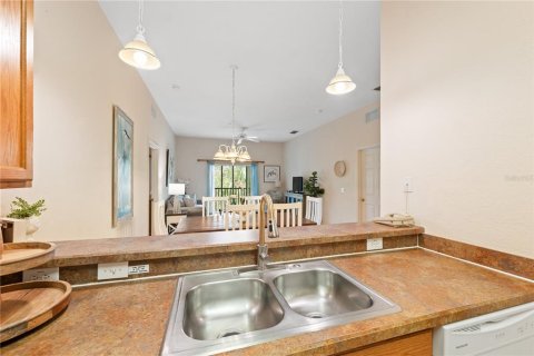 Condominio en venta en Davenport, Florida, 3 dormitorios, 153.75 m2 № 1194558 - foto 14