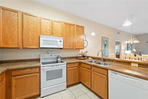 Condominio en venta en Davenport, Florida, 3 dormitorios, 153.75 m2 № 1194558 - foto 10