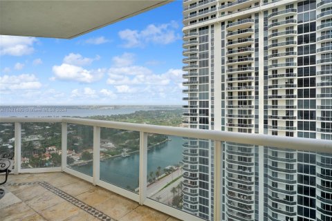 Condominio en venta en Miami Beach, Florida, 3 dormitorios, 186.73 m2 № 972580 - foto 22