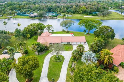 Villa ou maison à vendre à Parkland, Floride: 4 chambres, 370.4 m2 № 936613 - photo 12