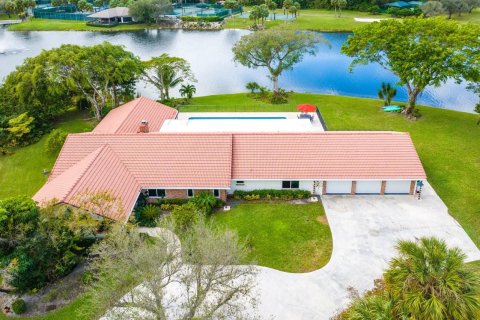 Villa ou maison à vendre à Parkland, Floride: 4 chambres, 370.4 m2 № 936613 - photo 10