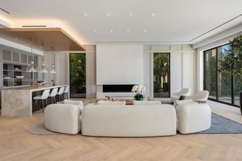 Villa ou maison à vendre à Miami Beach, Floride: 6 chambres, 793.39 m2 № 929591 - photo 12