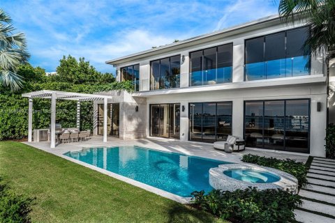 Villa ou maison à vendre à Miami Beach, Floride: 6 chambres, 793.39 m2 № 929591 - photo 29