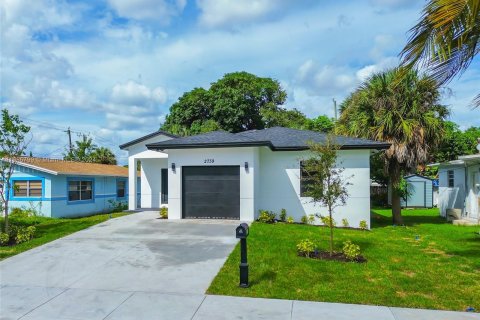 House in Fort Lauderdale, Florida 4 bedrooms, 158.21 sq.m. № 1423257 - photo 2