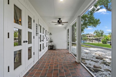 Villa ou maison à vendre à Tampa, Floride: 3 chambres, 218.69 m2 № 1346781 - photo 22