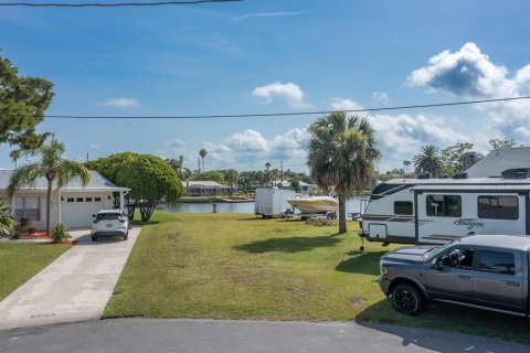 Terreno en venta en Hernando Beach, Florida № 1295288 - foto 24