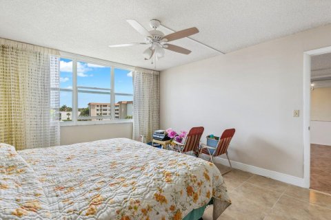 Condo in Delray Beach, Florida, 2 bedrooms  № 1093629 - photo 29