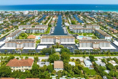 Condo in Delray Beach, Florida, 2 bedrooms  № 1093629 - photo 7