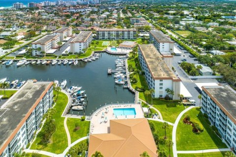 Condo in Delray Beach, Florida, 2 bedrooms  № 1093629 - photo 6