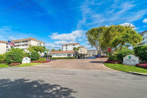 Condo in Delray Beach, Florida, 2 bedrooms  № 1093629 - photo 14