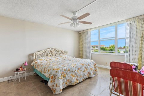 Condo in Delray Beach, Florida, 2 bedrooms  № 1093629 - photo 30