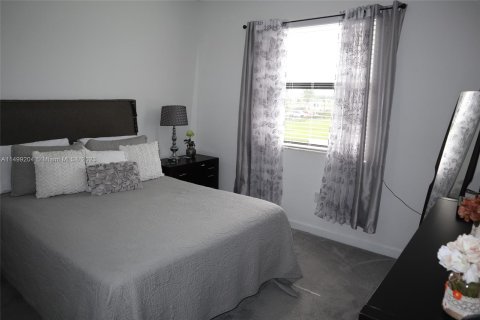 Townhouse in Miami, Florida 3 bedrooms, 157.38 sq.m. № 887666 - photo 28