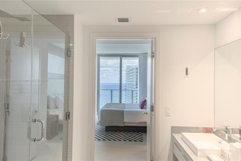 Condominio en venta en Hollywood, Florida, 2 dormitorios, 97.92 m2 № 1235628 - foto 19