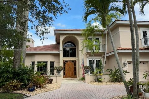 Casa en venta en Pembroke Pines, Florida, 3 dormitorios, 342.44 m2 № 1235675 - foto 3