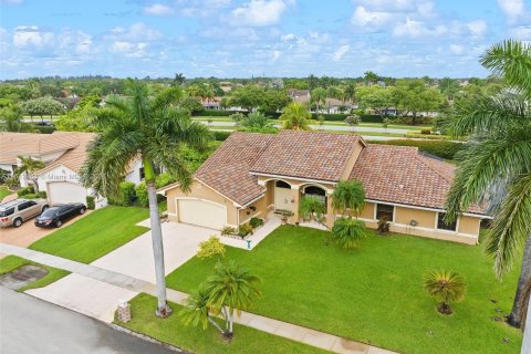 Casa en venta en Pembroke Pines, Florida, 4 dormitorios, 256.41 m2 № 1235673 - foto 2