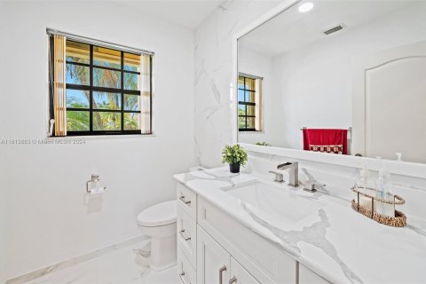 Casa en venta en Pembroke Pines, Florida, 4 dormitorios, 256.41 m2 № 1235673 - foto 26