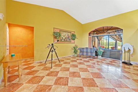 Casa en venta en Pembroke Pines, Florida, 4 dormitorios, 256.41 m2 № 1235673 - foto 9