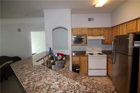 Condominio en venta en Orlando, Florida, 2 dormitorios, 114.55 m2 № 996948 - foto 2